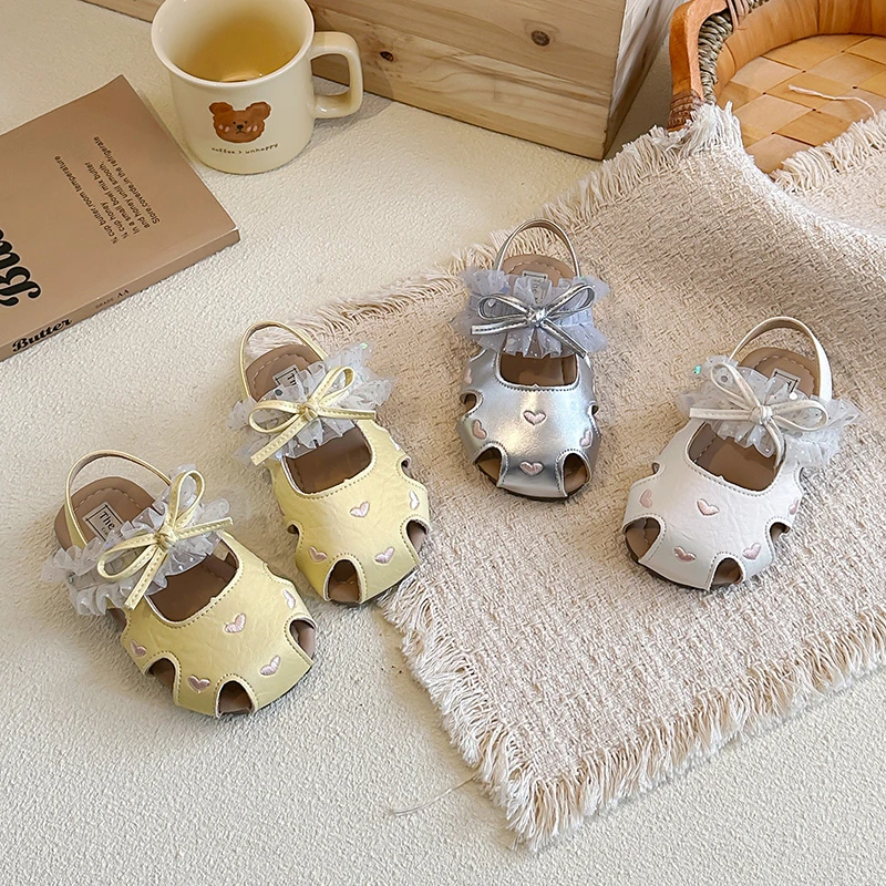 Girls' Beach Sandals